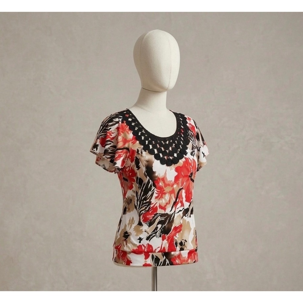 Y2K 90s Boho Chic Abstract Floral Flutter Sleeve Crochet Neck Blouse Artsy Retro